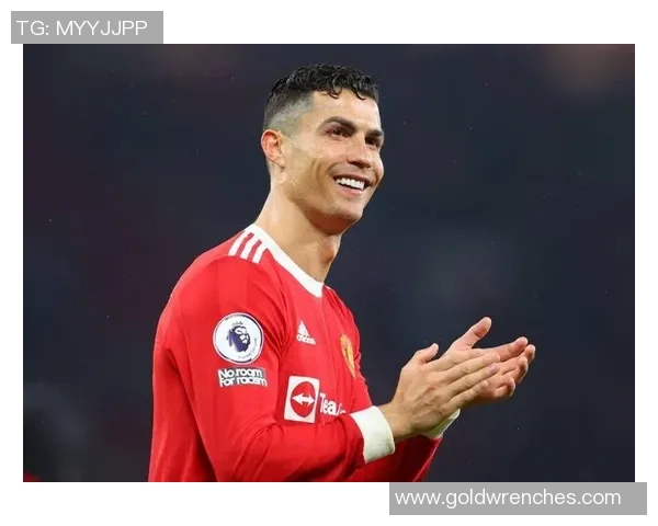 足球场上不仅技术高超还颜值爆表的球星盘点：帅气与实力并存的足球偶像